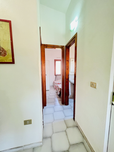 Interior, Trilocale in centro Silvye, Nuoro