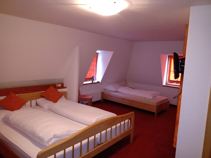 Bedroom 5, Gasthof Weisskugel, Bolzano