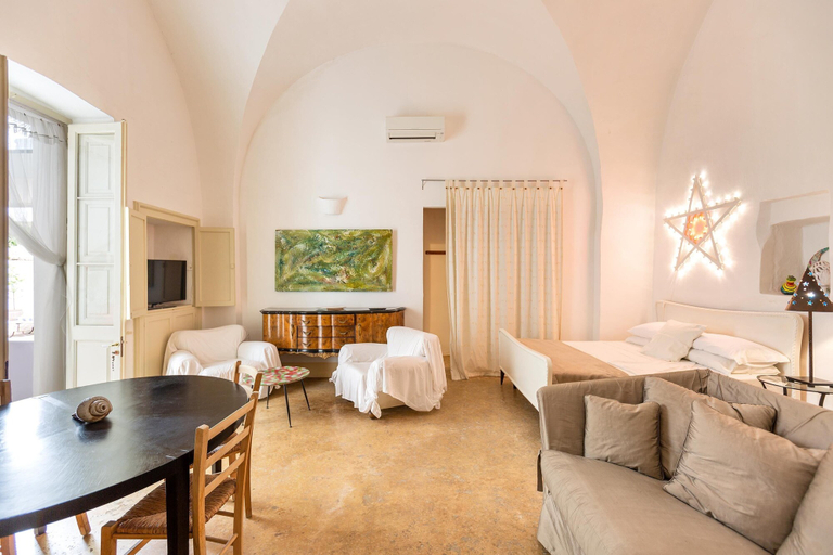 Others 5, 2426 Dimora Santi Mancuso Appartamento by Barbarhouse, Lecce