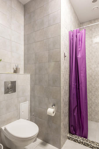 Bathroom 3, Norke Prime Tsvetnoy, Central
