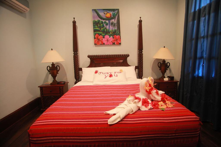 Bedroom 2, Mahogany Hall Luxury Boutique Resort