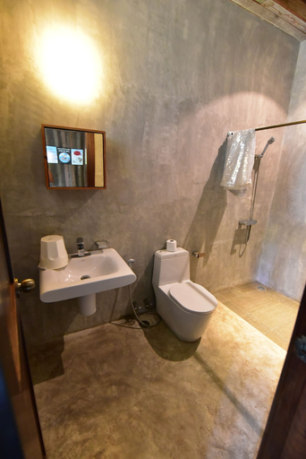 Bathroom 3, Uncle Jo Ranch, Pak Chong