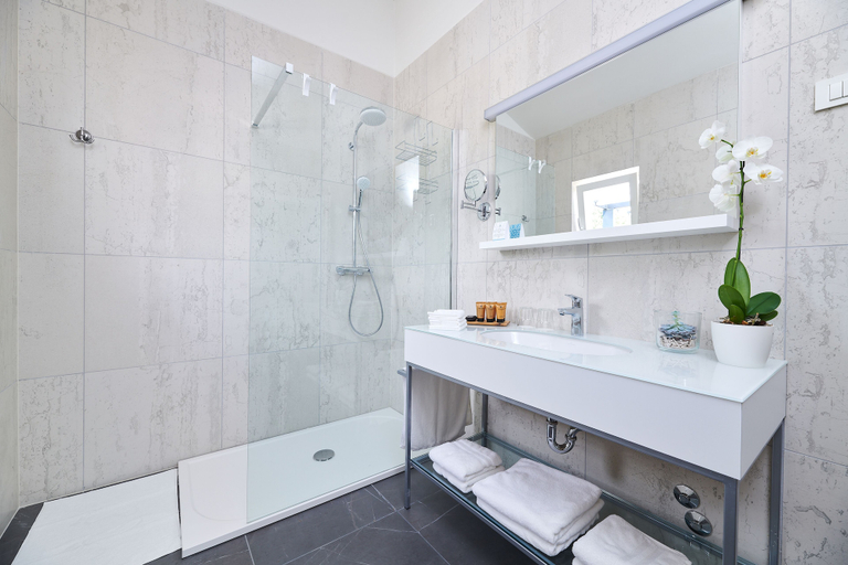Bathroom 4, Villa Cali, Grožnjan