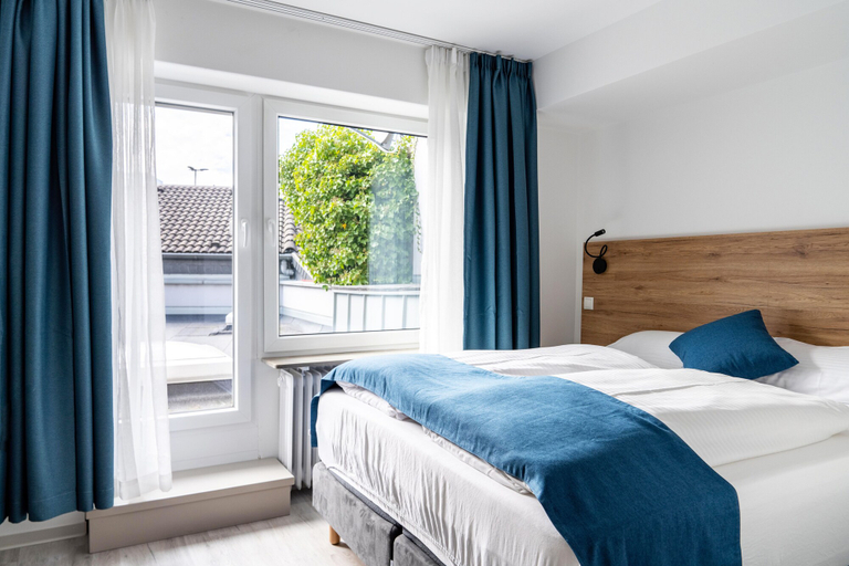Bedroom 4, HOTEL83, Bonn