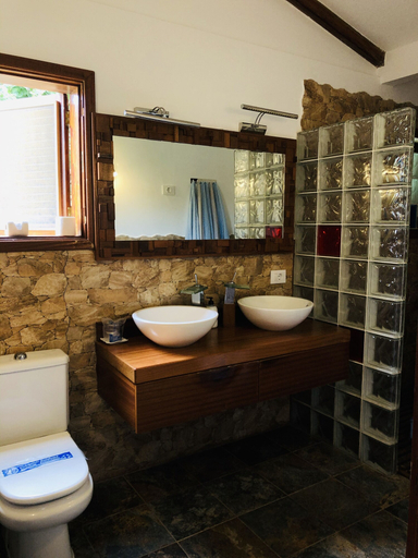 Bathroom 4, Los Viejitos en Firgas, Las Palmas