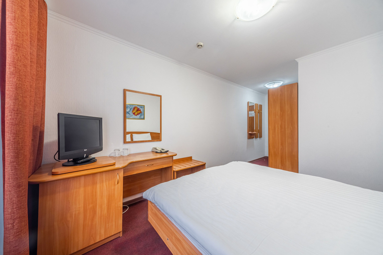 Bedroom 2, Park Hotel Fili, Western