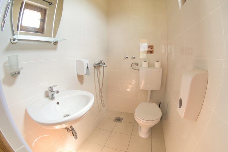 Bathroom 4, Bungalows Drevna, Novi Sad