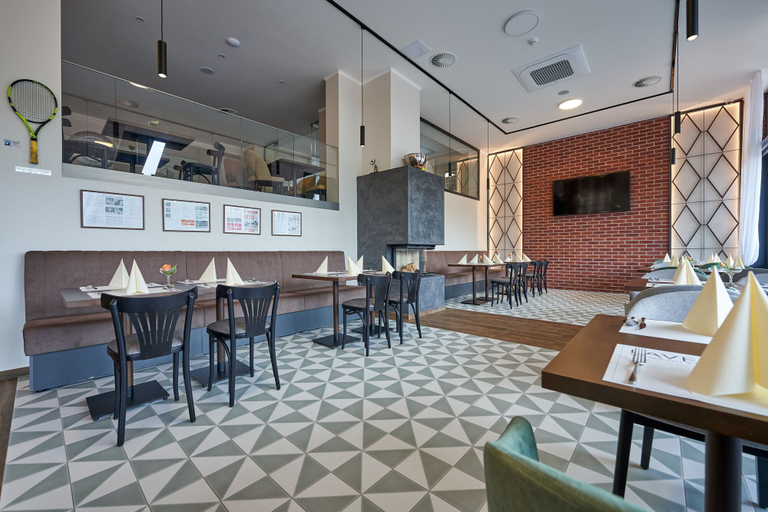 Food & Drinks 4, Hotel Queens, Cheb
