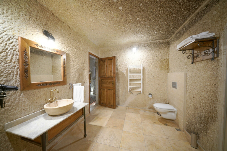 Bathroom 5, Kaya Konak Cave Hotel, Nevşehir