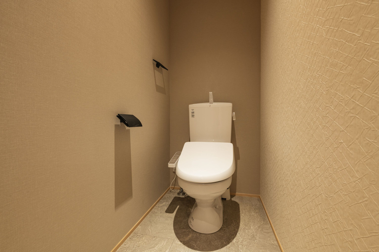 Bathroom 3, GRAND BASE Iolani, Beppu