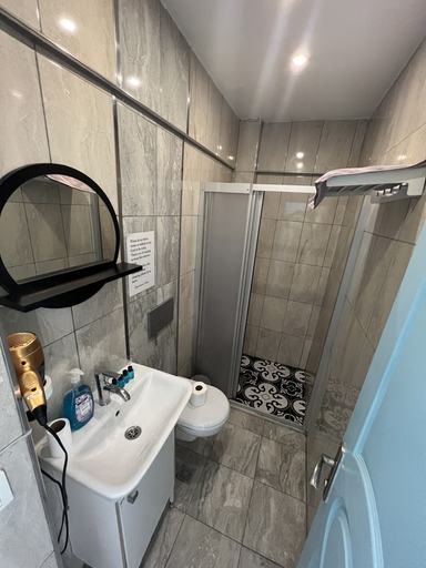 Bathroom 5, Rodin Suites, Beyoğlu