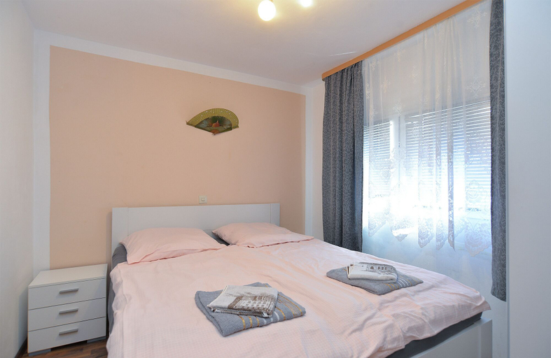 Bedroom 3, Apartment 1976, Vodnjan