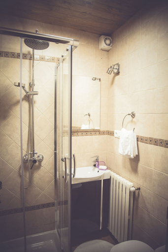 Bathroom 3, Casa Rural El Floreu de Remis, Asturias