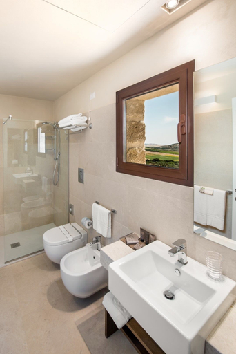 Bathroom 5, Baglio Sorìa Resort & Wine Experience, Trapani