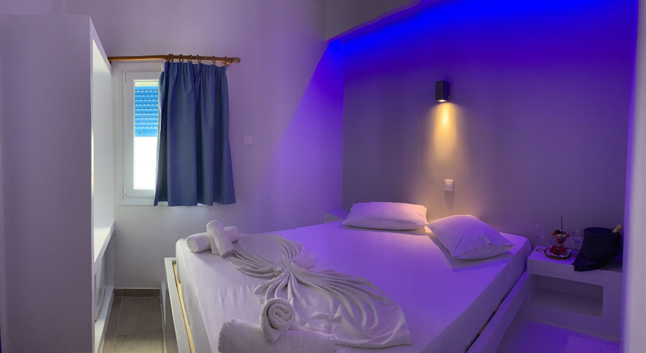Bedroom 4, Princess Sissy Hotel, South Aegean