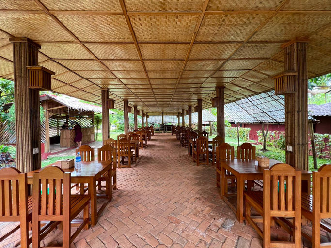 Food & Drinks, Hill Garden Hotel, Bassein