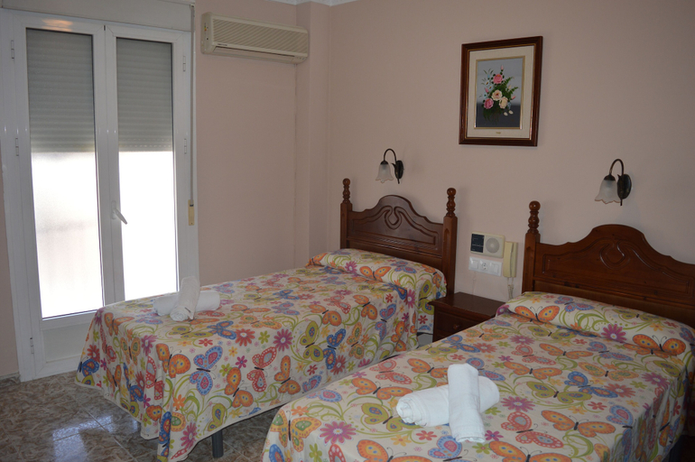 Bedroom 4, Hotel Doña Carmen, Málaga