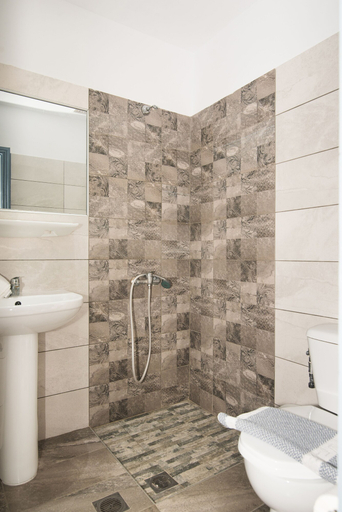 Bathroom 5, Ibiscus Hotel Malia, Crete