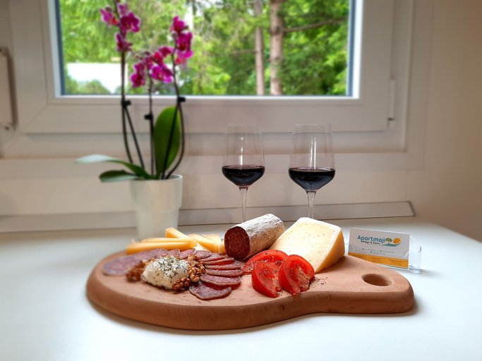 Food & Drinks, Chalet Žonir with sauna, Kobarid