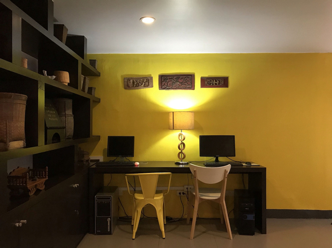 Public Area 3, S1 Hostel, Sathorn