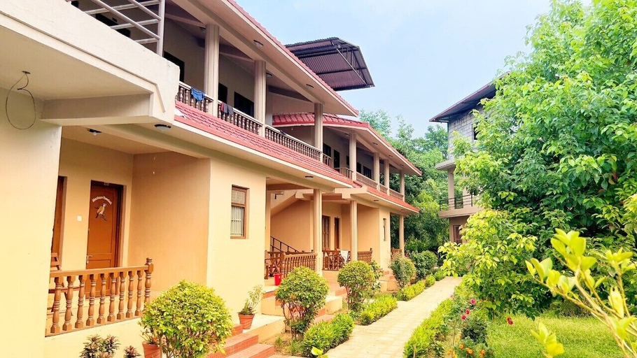 Exterior & Views, Safari Club, Narayani