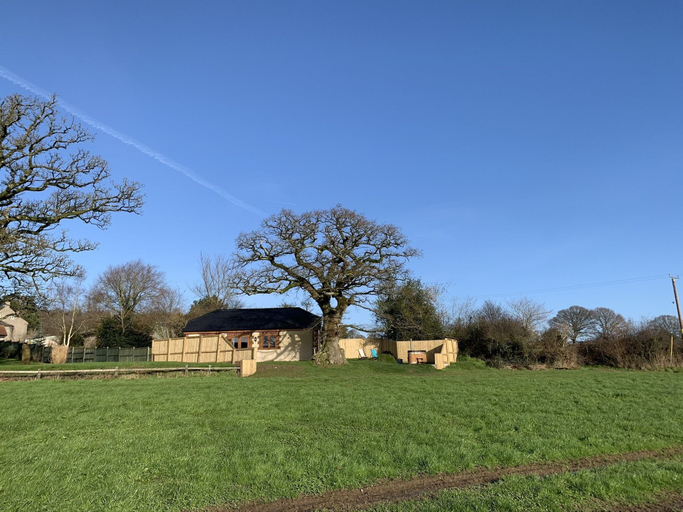 Exterior & Views, Abbey View Cottage - Scandi Spa Hot Tub, Somerset