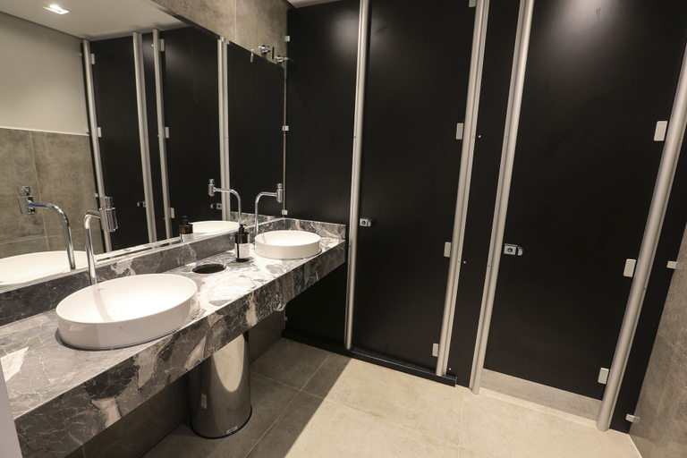 Bathroom 4, 4WOO, Telêmaco Borba