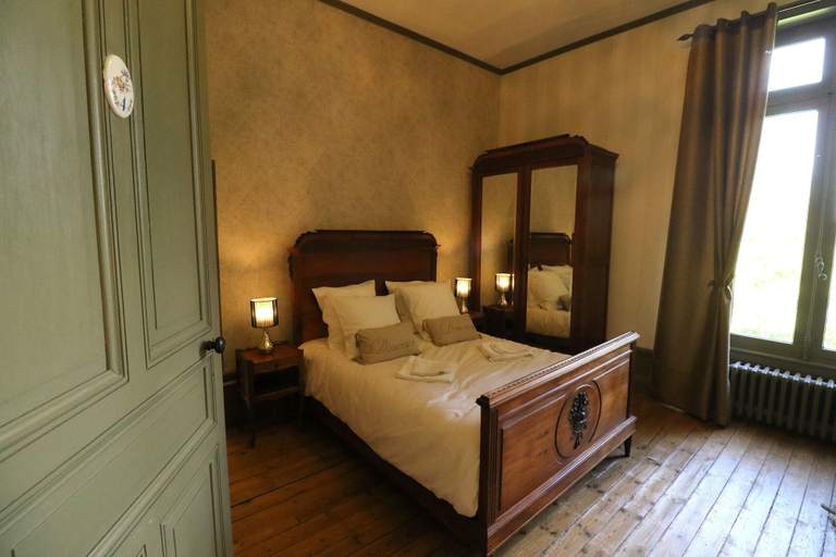 Bedroom 4, Domaine de Champ rose, Charente