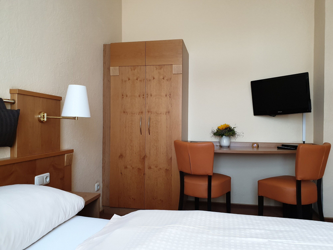 Bedroom 4, Hotel Sauerländer Hof Iserlohn, Märkischer Kreis