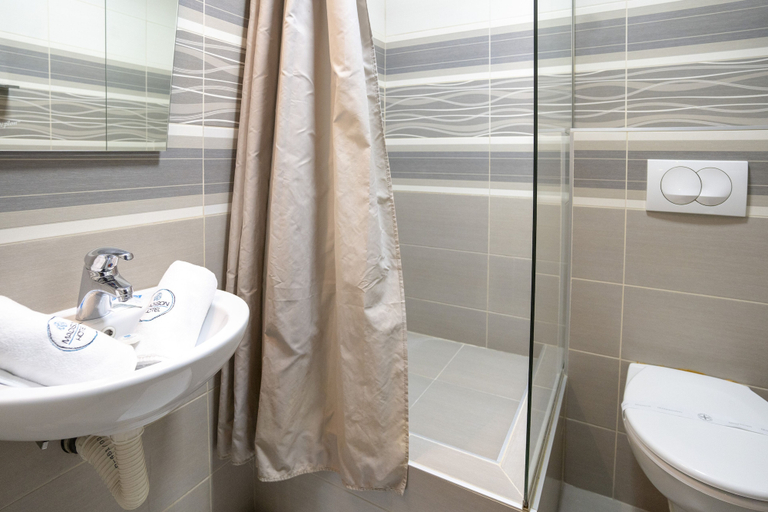 Bathroom 2, Boutique Hotel Madison, Belgrade