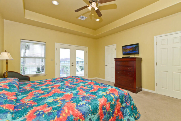 Bedroom 2, Romero House Townhouse A, Cameron