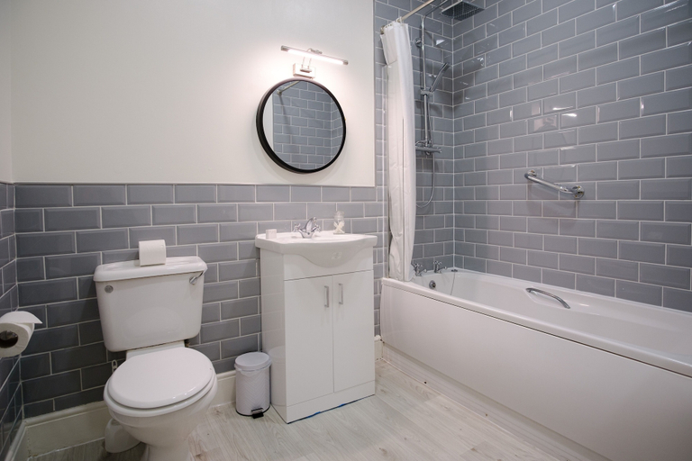 Bathroom, The Water Rat, Shropshire