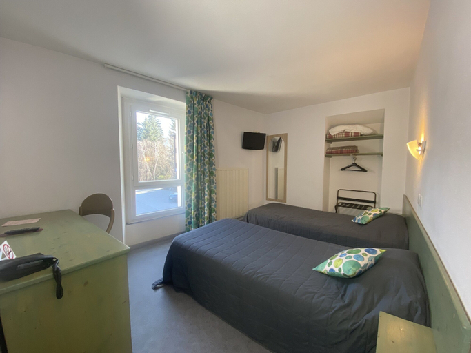 Bedroom 3, Hotel de la Gare, Hautes-Alpes