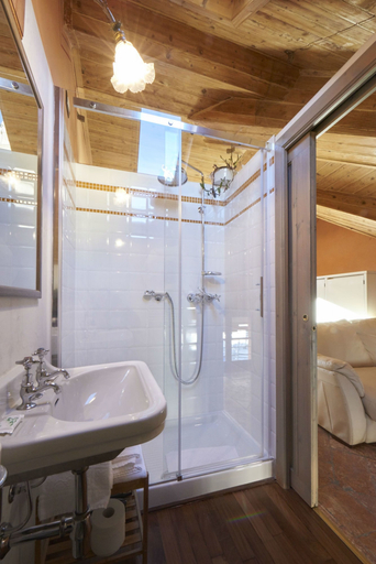 Bathroom 4, Bellavista Boutique Hotel, Como