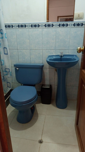 Bathroom 3, Waynama Hostal, Urubamba