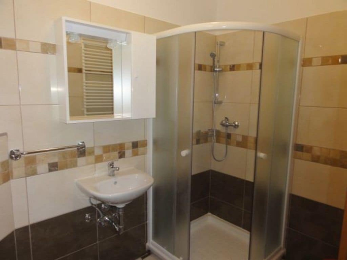 Bathroom, Holiday apartment Helena - quiet street, Medulin