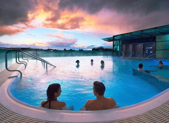 Sport & Beauty, Chic City Centre Georgian Maisonette, Bath and North East Somerset