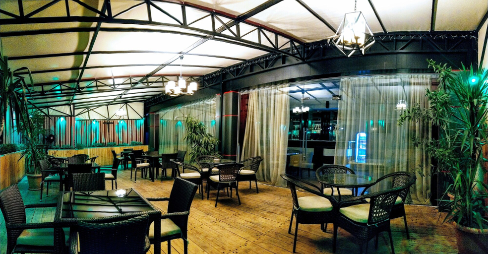 Food & Drinks 4, Georgia Hotel
