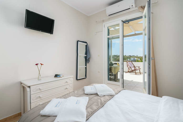 Bedroom 3, Vivere Houses, South Aegean
