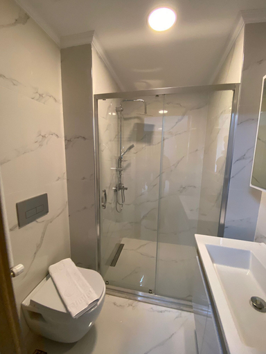 Bathroom 5, Marmarahouse & Apartment, Fatih