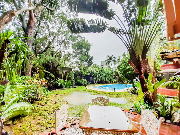 Others 5, Chito's Hotel, Iloilo City