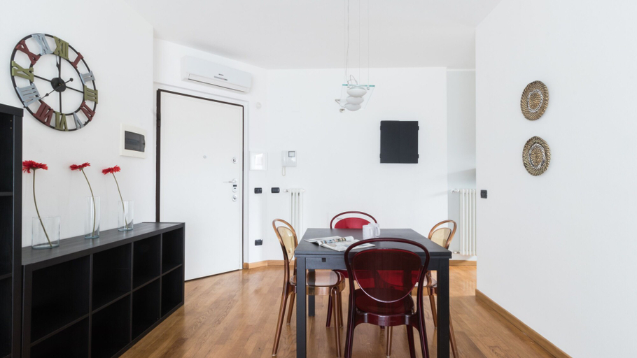 Others 4, Italianway - Meda 27, Milano