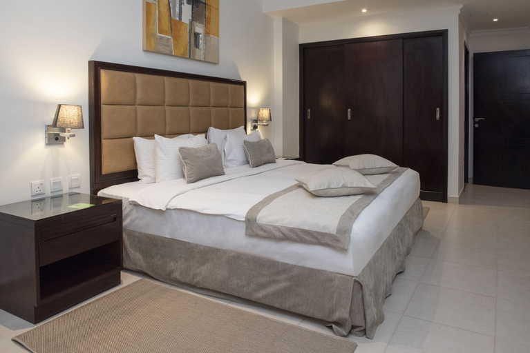 Bedroom 3, Corp Executive Hotel Doha Suites, Doha