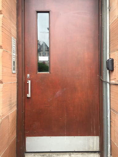 Others 5, Great Location 2 Bedroom Scotstoun Flat, Glasgow