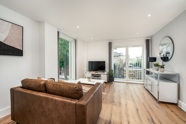 Others 4, Citystay Living - Dutch's Corner, Cambridgeshire