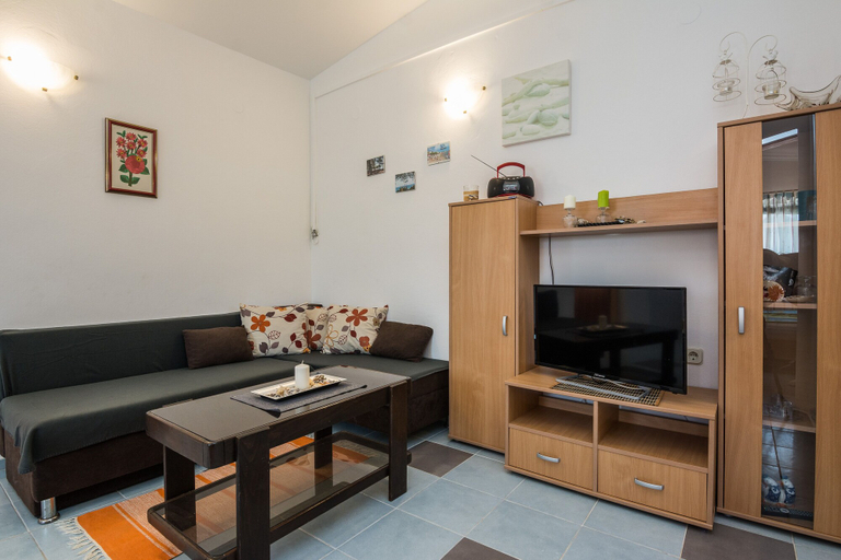Others 4, Apartments Horvatic, Vir