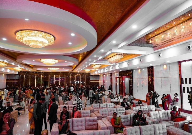 Food & Drinks, M Resort, Bulandshahr