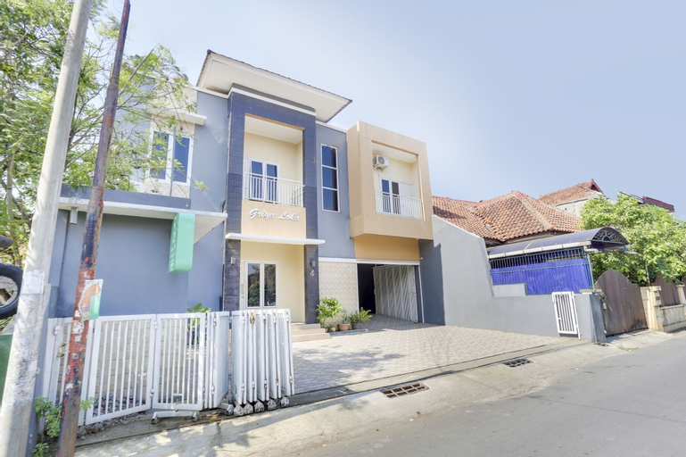Exterior & Views 2, OYO 3971 Griya Loka Syariah 1 Sampangan, Semarang