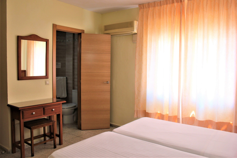 Bedroom 2, Hotel Cabello, Málaga