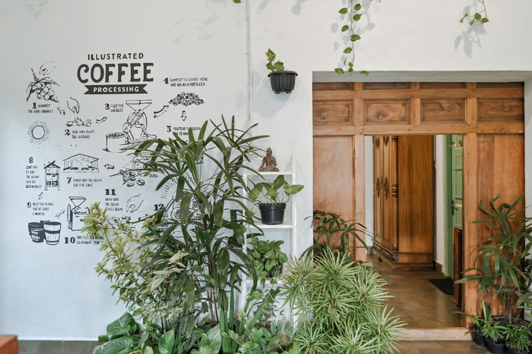 Exterior & Views 3, Snooze Hostel Yogyakarta, Yogyakarta